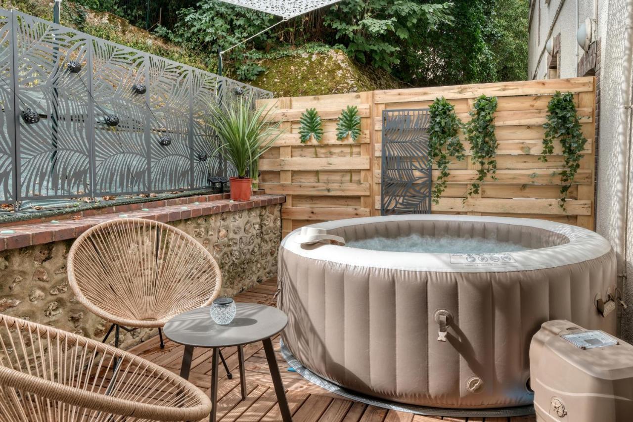 Superbe 2 Pieces Avec Jacuzzi Privatif Face Gare Proche Cathedrale Διαμέρισμα Σαρτρ Εξωτερικό φωτογραφία